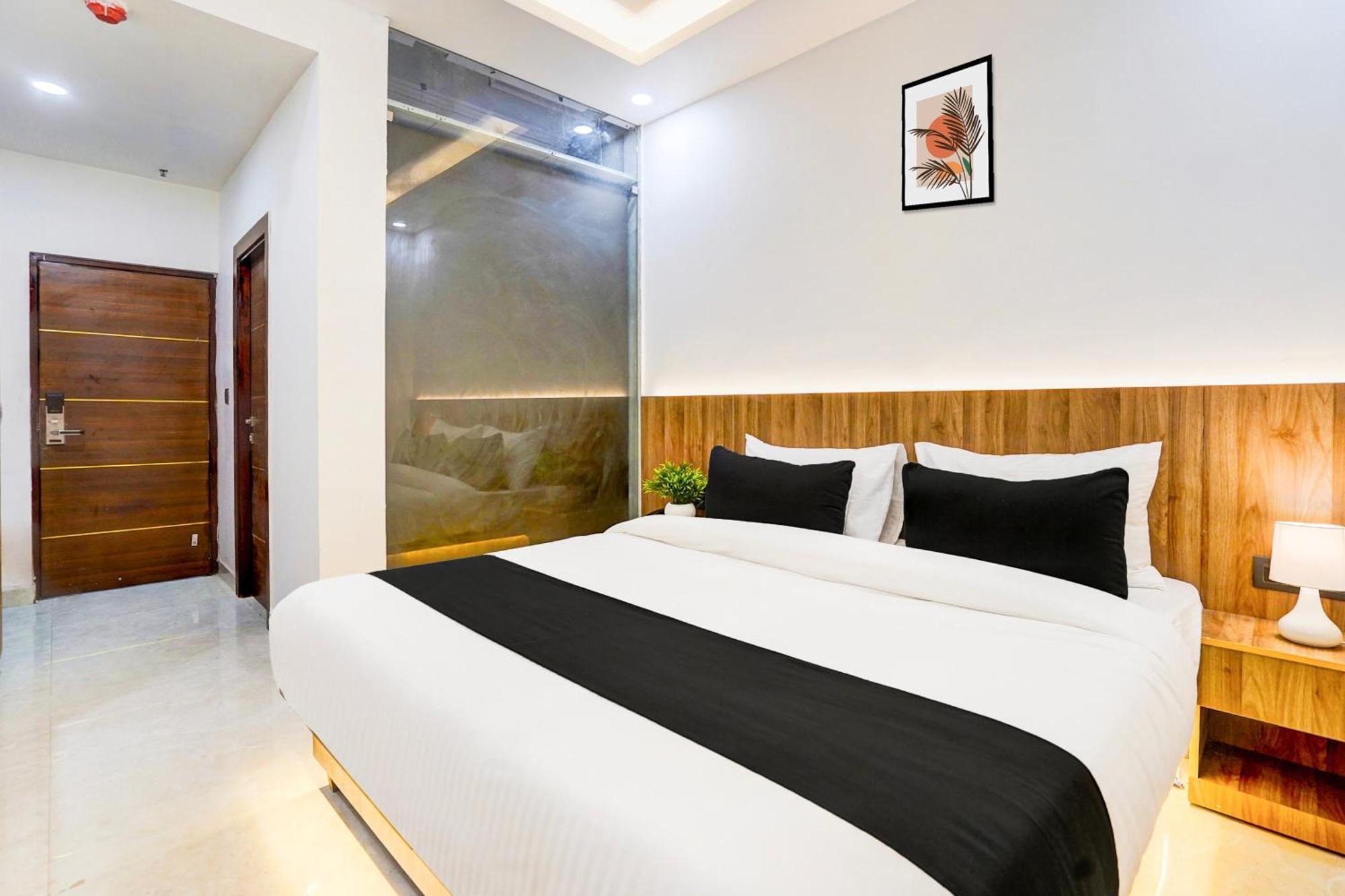 Townhouse Grand Address Hotel And Banquet غازي أباد المظهر الخارجي الصورة