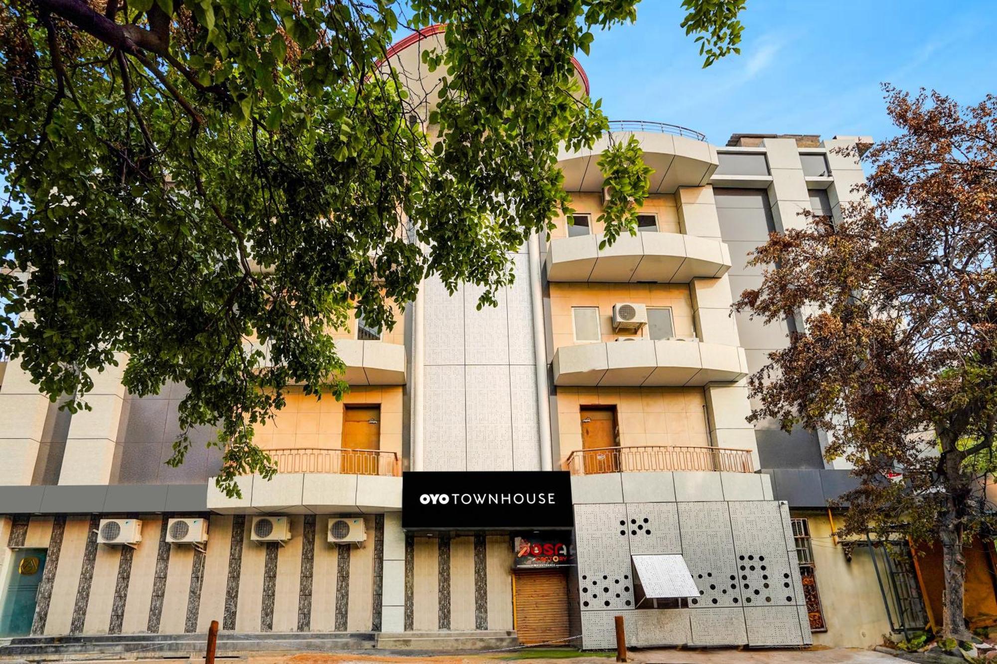 Townhouse Grand Address Hotel And Banquet غازي أباد المظهر الخارجي الصورة